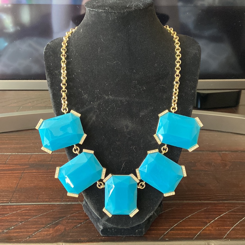 Banana Republic statement necklace